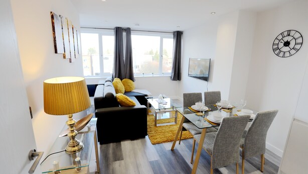 Apartment | In-room dining - NEC Airport Interchange Apartments (Birmingham)