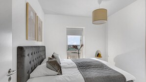 3 bedrooms - Modern and Bright Apartment Near Metro Station in Copenhagen Orestad (Copenhagen)