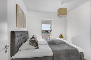 3 bedrooms - Modern and Bright Apartment Near Metro Station in Copenhagen Orestad (Copenhagen)