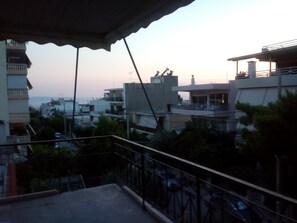 Property grounds - Urban resort appartment (Glyfada)
