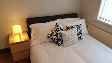 Apartment | 2 bedrooms, iron/ironing board, free WiFi, bed sheets