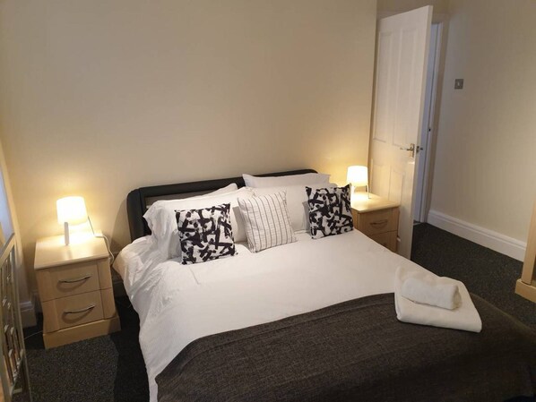 Appartement | 2 chambres, fer et planche Ă repasser, Wi-Fi gratuit, draps fournis