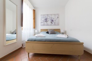 2 Schlafzimmer, Bügeleisen/Bügelbrett, WLAN, Bettwäsche