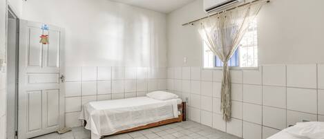 Wifi gratis y ropa de cama