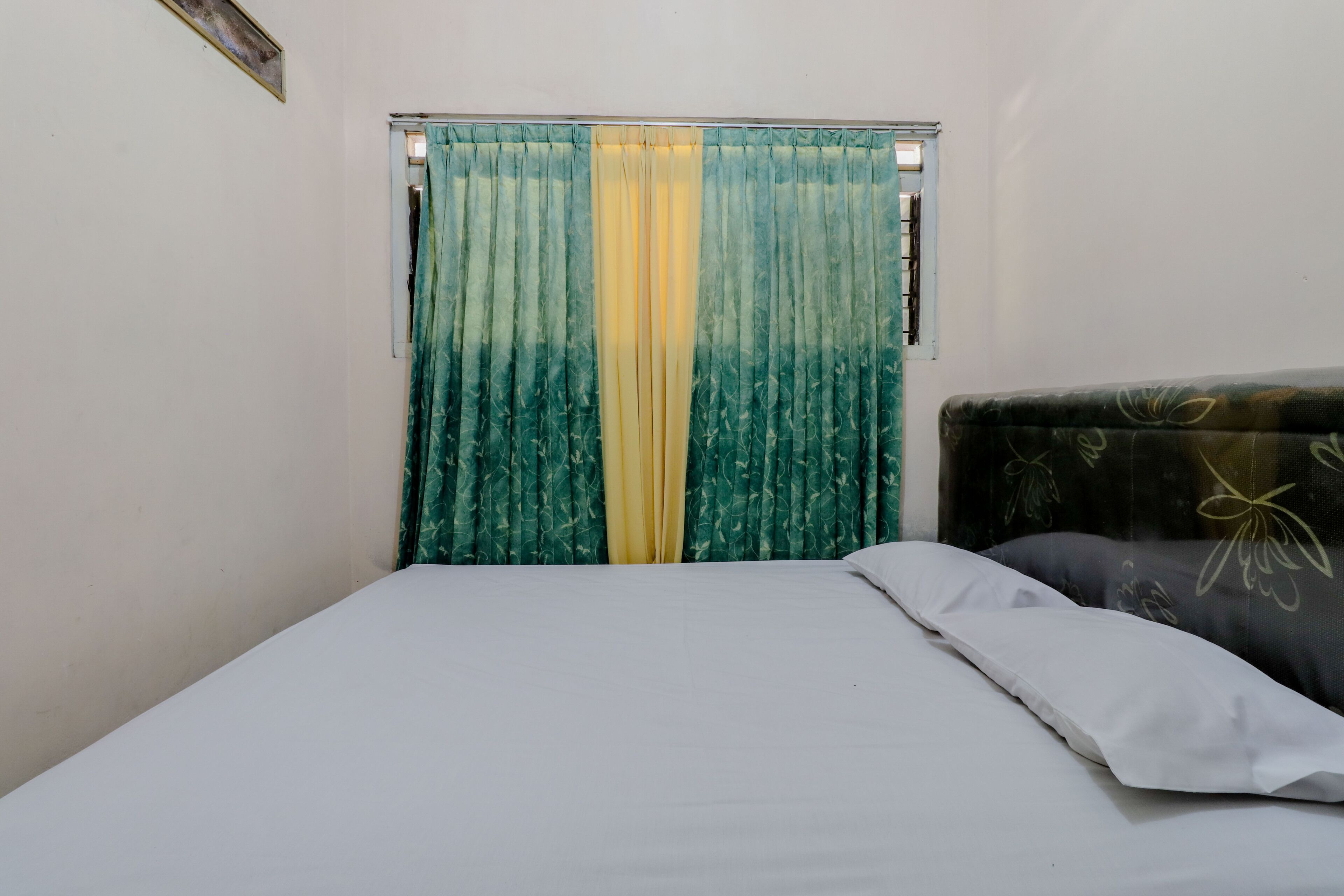 Double Room | Free WiFi, bed sheets