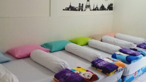 Unclassified image, 4 of 11, button - Eline Guesthouse Syariah by Zuzu (Jakarta)