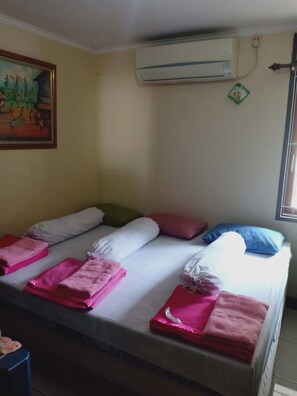 Interior - Eline Guesthouse Syariah by Zuzu (Jakarta)