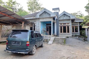 Exterior - Serut 1 Homestay - Hostel (Kulon Progo)