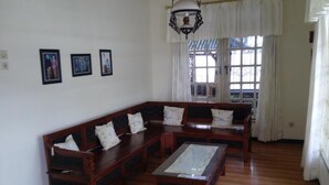 Interior - Villa Batu View (Batu)