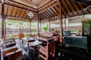 Khu tiếp khách ở sảnh
