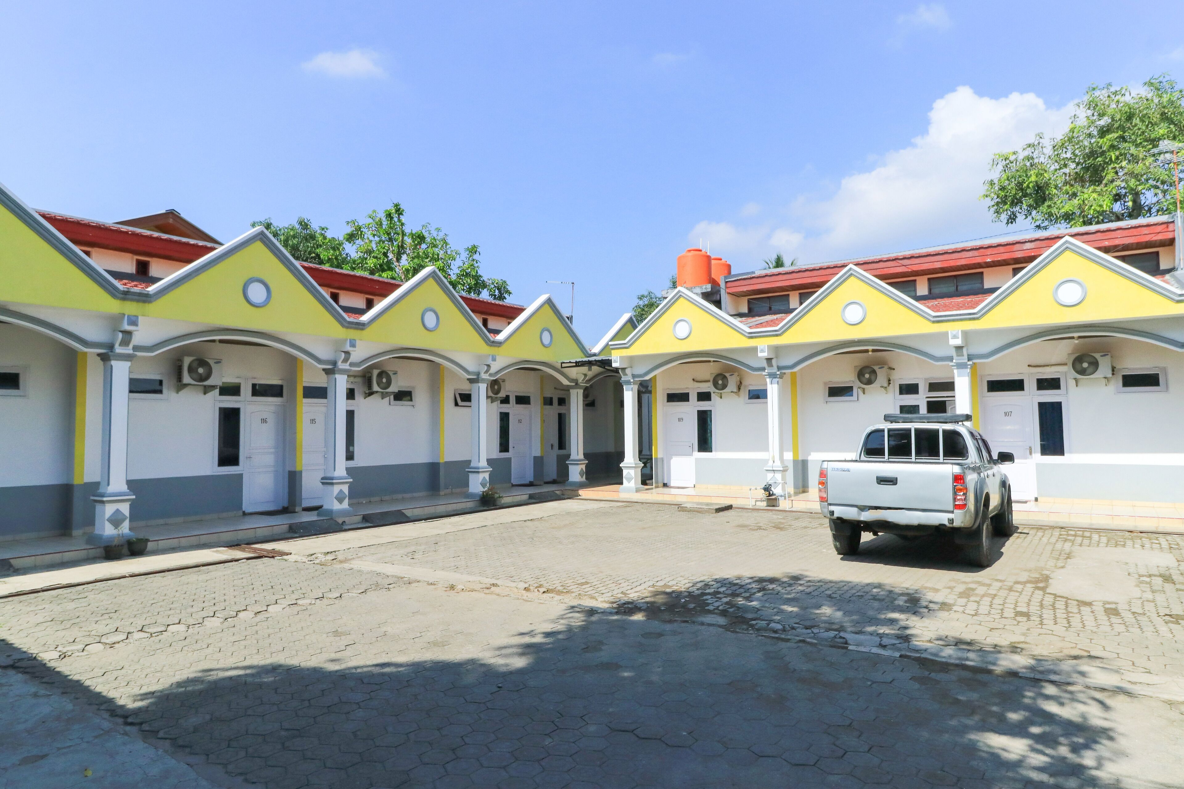 Ngoại thất