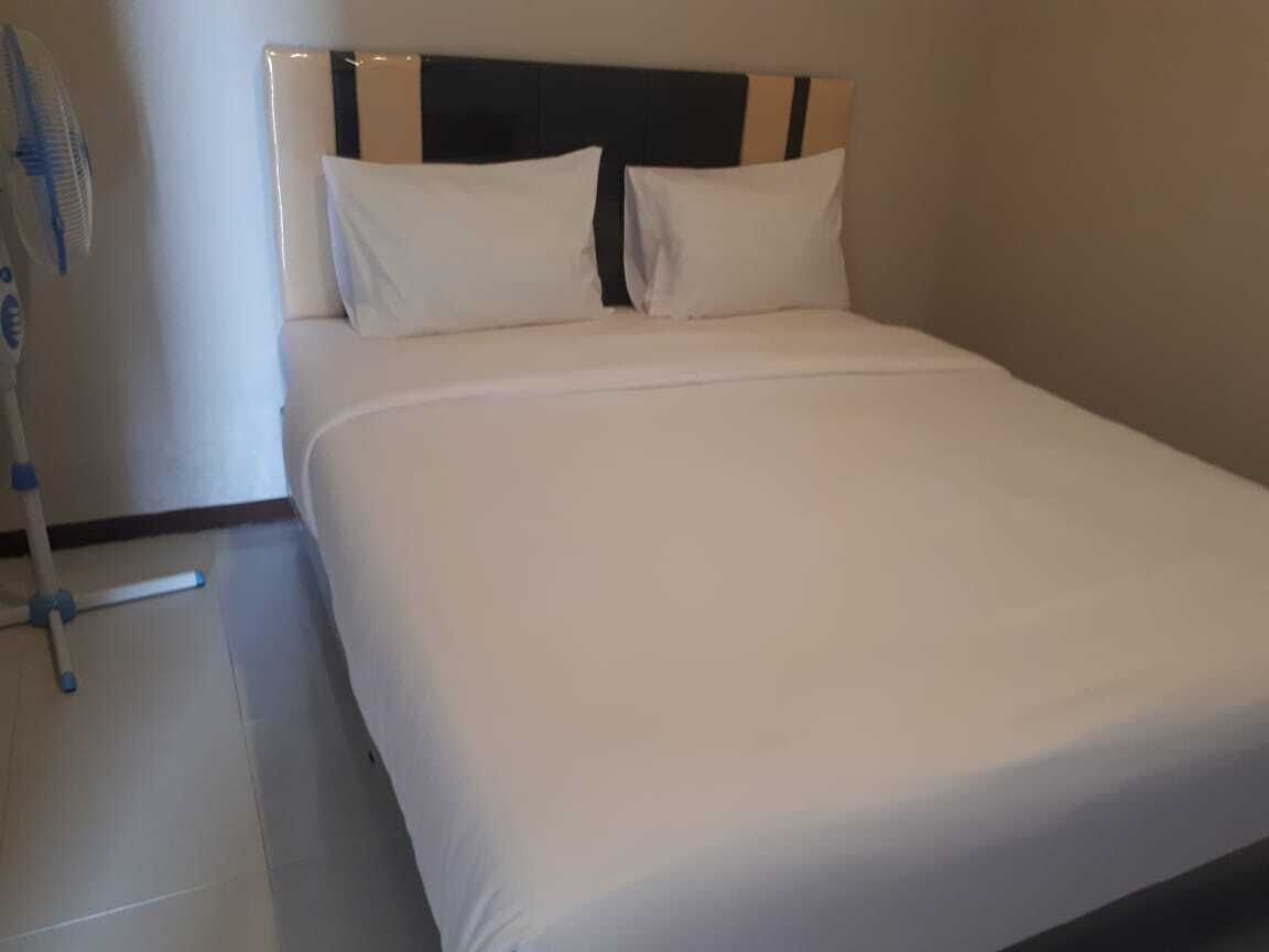 Kamar Standar | Wi-Fi gratis dan seprai linen