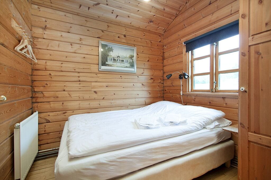 Småhus, 2 soverom | Barnesenger (inkludert), wi-fi (inkludert) og sengetøy