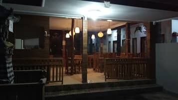 供应早餐