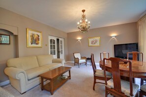 Cottage | Living room | DVD player