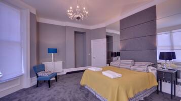 Cottage | 3 bedrooms, individually decorated, individually furnished