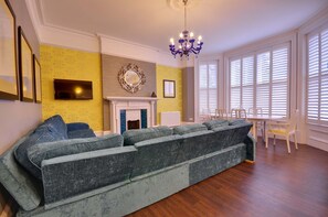 Ferienhaus | Wohnbereich | Fernseher