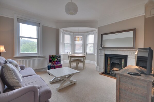 Cottage | Living room