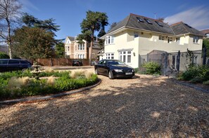 Exterior - Somerville Coach House 1 (Bournemouth)