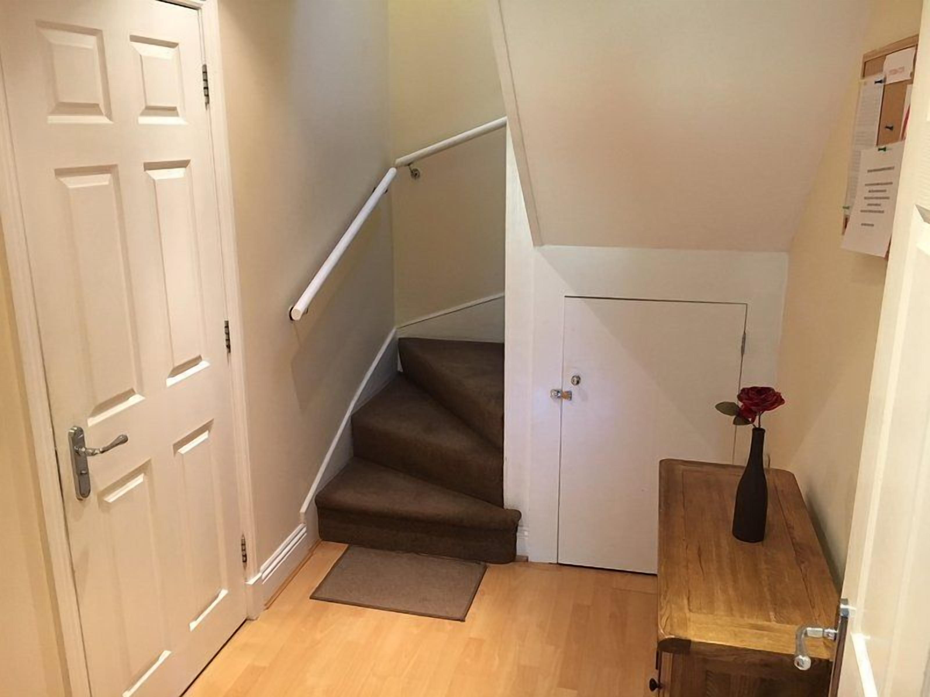 คอทเทจ | 3 ห้องนอน, เตารีด/โต๊ะรีดผ้า, ผ้าปูที่นอน