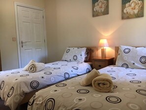 Ferienhaus | 3 Schlafzimmer, Bügeleisen/Bügelbrett, Bettwäsche