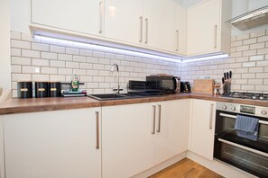 Cottage | Interior - Oasis (Bournemouth)