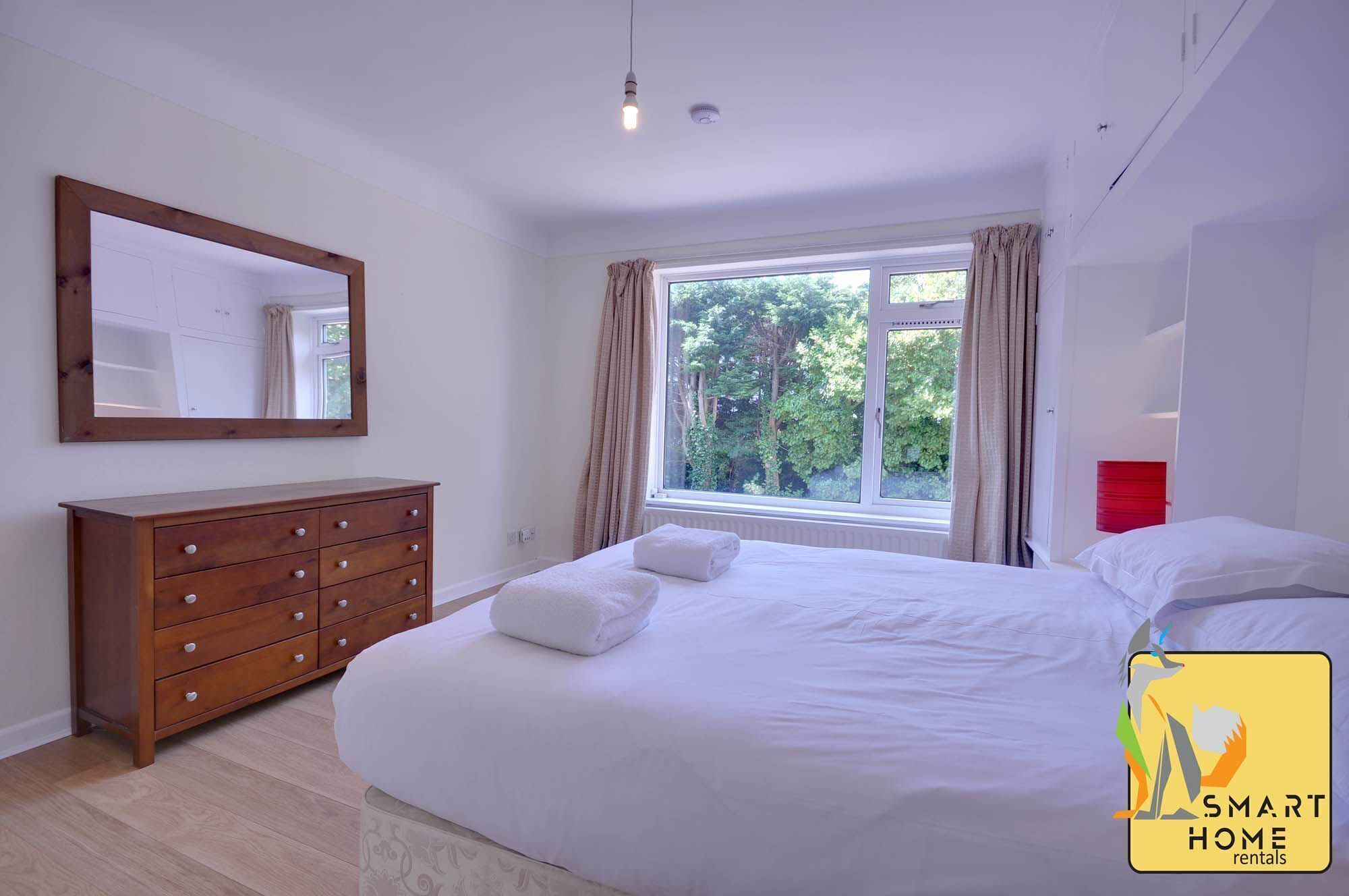 Cottage | 2 bedrooms, cots/infant beds, bed sheets