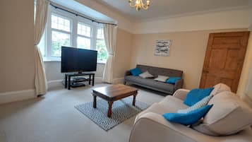 Cottage | Living room | DVD player
