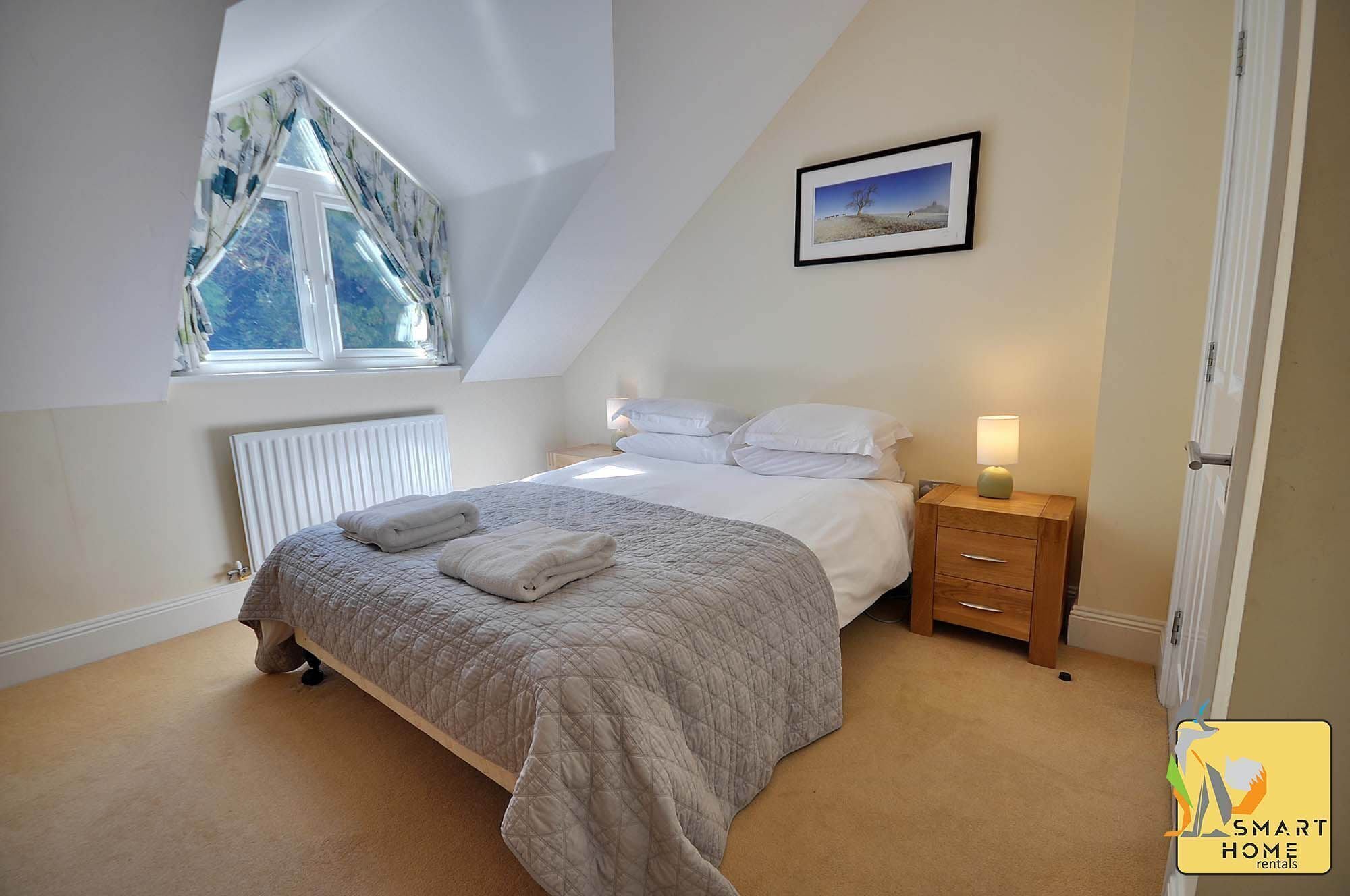 Cottage | 2 bedrooms, iron/ironing board, cribs/infant beds, bed sheets