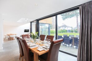 Cottage | Private kitchen - Spyglass (Poole)
