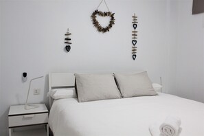 مكواة/لوح كي وواي فاي مجانًا وملاءات أسرّة