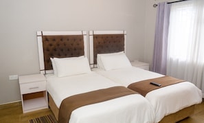 Kamar Twin | Brankas, setrika/meja setrika, Wi-Fi gratis, dan seprai linen