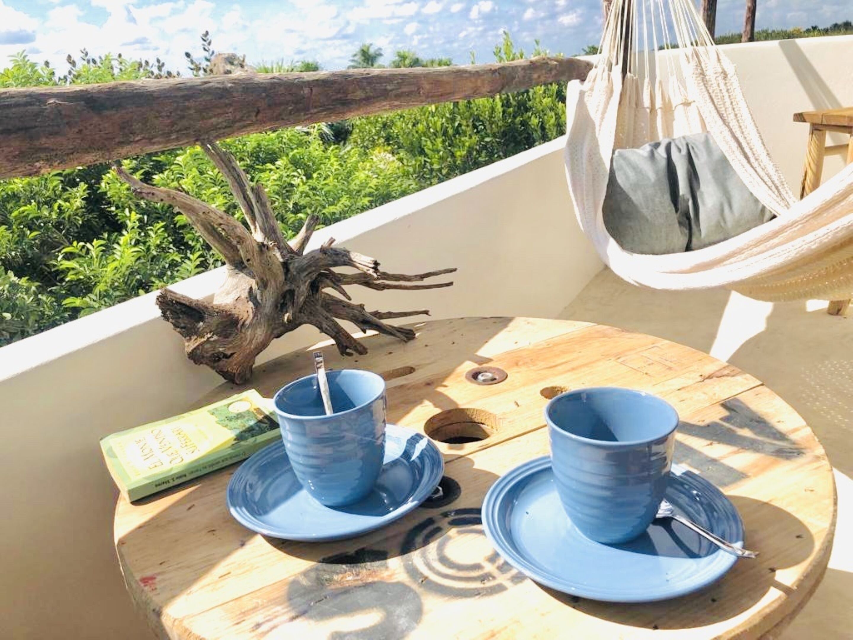Lunarena Suite, vista a la selva/alberca | Balcón