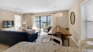 Smart TV, DVD player