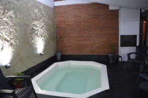 Seasonal outdoor pool - Posada Savoia (Santa Teresita)