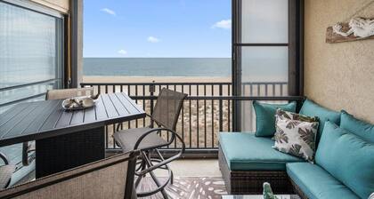 Comfortable & Relaxing 2 BR 2 BA Oceanfront Condo with Amazing Ocean Views.