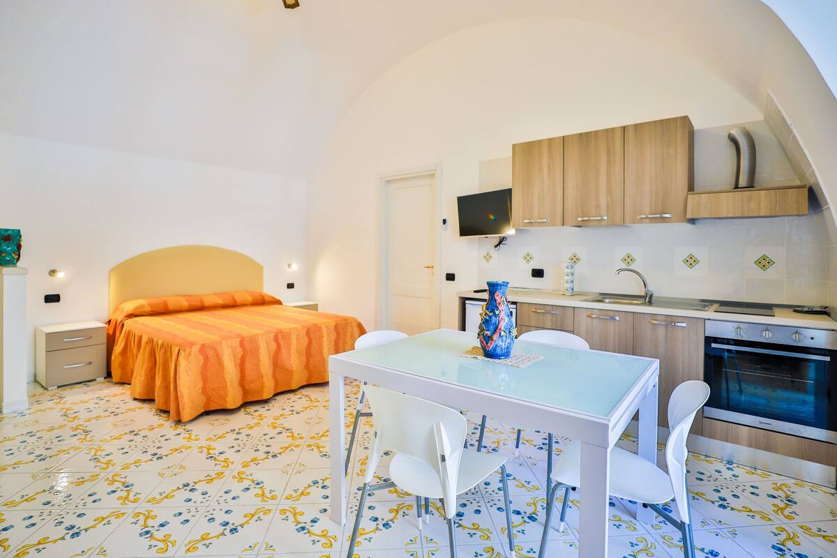 Standard Double Room | Desk, soundproofing, WiFi (free)