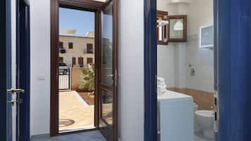 Apartment, 1 Bedroom | Bathroom | Shower, free toiletries, hair dryer