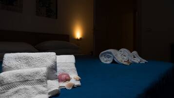 Apartment, 2 Bedrooms | 2 bedrooms, cribs/infant beds, free WiFi