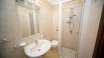 Departamento, 2 habitaciones | Baño