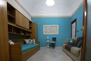 Leilighet, 2 soverom | 2 soverom og barnesenger