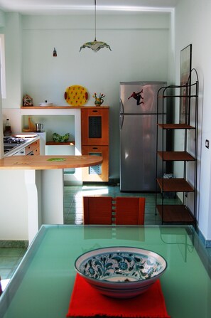 Appartamento, 1 camera da letto | Area soggiorno | TV LCD