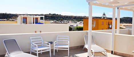 Apartment, 2 Bedrooms | Terrace/patio