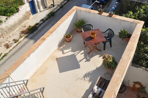 Apartment, 2 Bedrooms | Terrace/patio