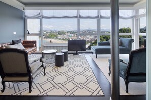 Interior - Santa Klara by FeelFreeRentals (Donostia)