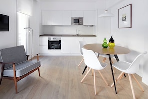 Dining - San Francisco 2 by FeelFree Rentals (Donostia)