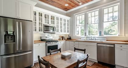 Charming, historic riverfront lodge on 7 wooded acres with 6 bedrooms