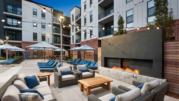 Unclassified image, 1 of 23, button - Sleeps 4 5min from Downtown (Atlanta)
