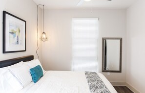 Room - Sleeps 4 Walk Everywhere (Atlanta)