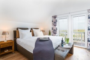 2 bedrooms, iron/ironing board, free WiFi - Starboard vacation accommodation: modern relaxation by the sea in the Baltic Sea resort of Olpenitz (Olpenitz)